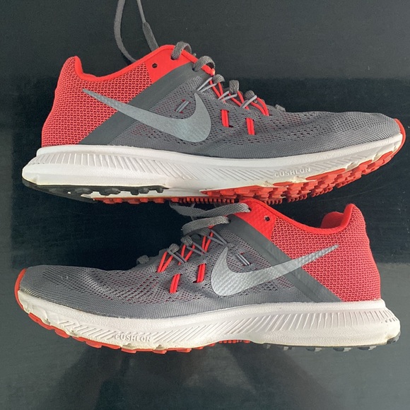 Nike Zoom Winflo 2 with Hoka one one inner soles - Picture 6 of 10